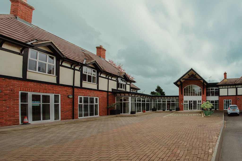 High Meadows Care Home in Pinner Gallery